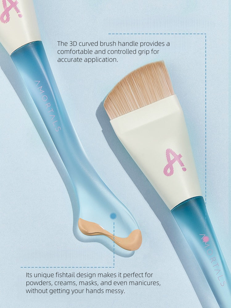 Fishtail Foundation Brush