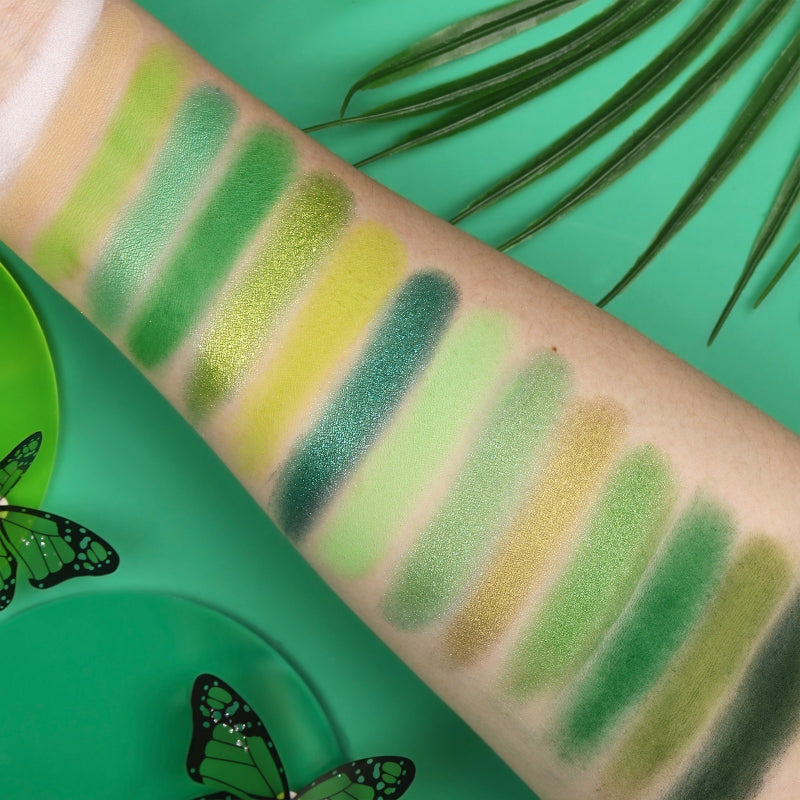 15 Colors Eyeshadow Palette Green Forest 10.8g