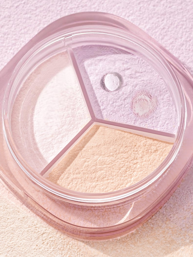 MEIKING Wild Rose Tricolor Blurring Setting Powder 7g